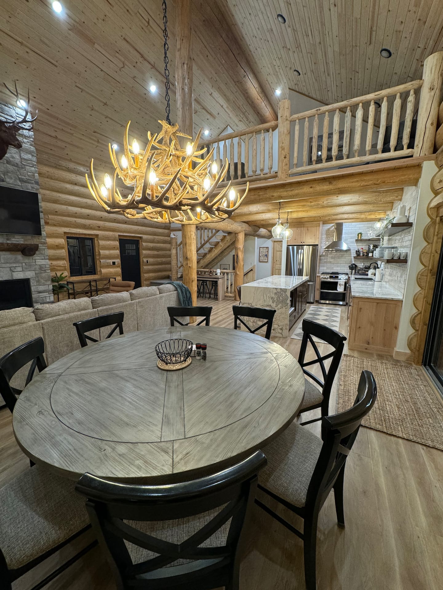 Kitchen and dining seating fifteen